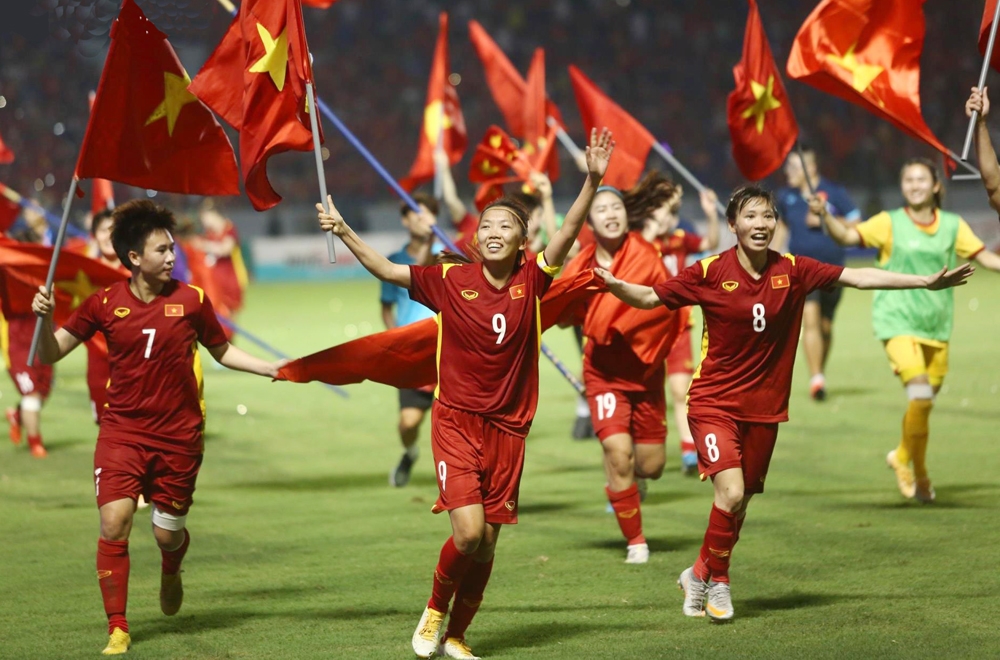 dt-nu-viet-nam-ren-quan-chuan-bi-doi-dau-voi-dai-thu