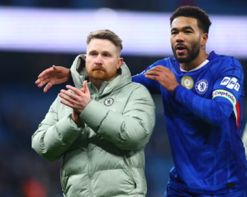 mcfarlane-he-lo-nuoc-co-chien-thuat-giup-chelsea-dung-vung